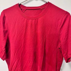 Lululemon License to Train Short-Sleeve Shirt-- Medium